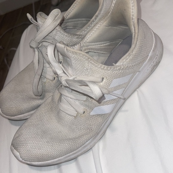 Addidas shoes - Picture 5 of 5